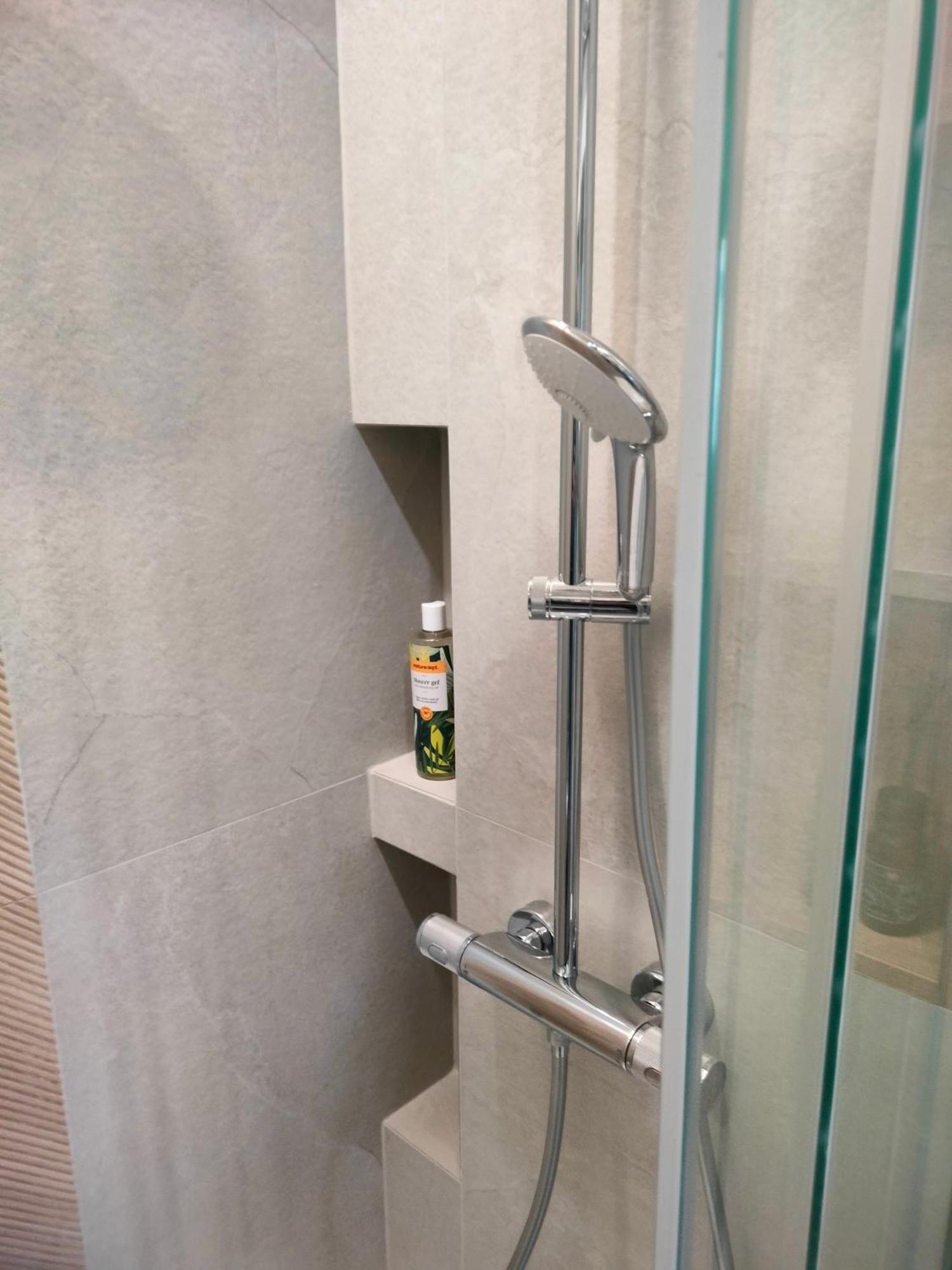 Apartament Paradise Zarzadzany Przez Gospodarza Osobe Fizyczna Self Check In Жешув Экстерьер фото